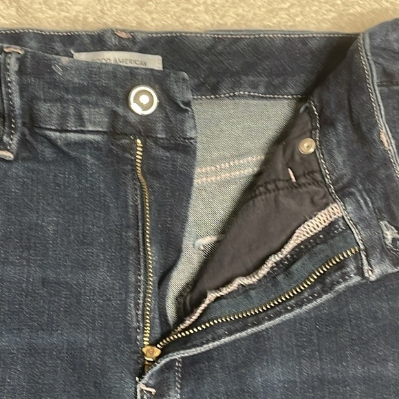 Good American Women’s Good Legs Crop Dark Wash Skinny Sculpting Jeans Sz 30/M - Picture 7 of 11
